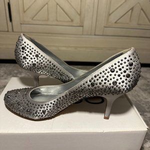 ALDO Silver Studded Kitten Heels (Size 8)